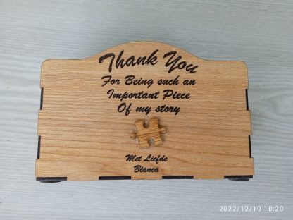 Desk Organiser With Calendar - Image 4