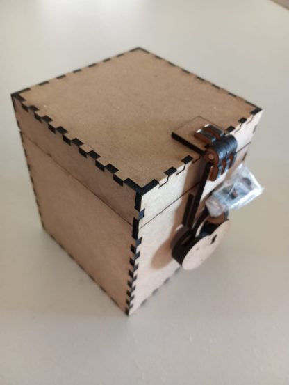 Hinged Lid Box with Heart Lock And Key